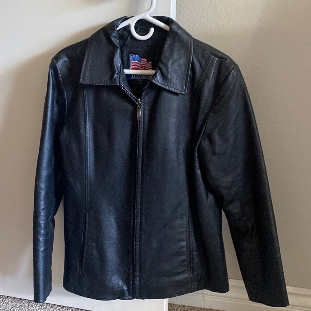 USA women’s black leather jacket, size small